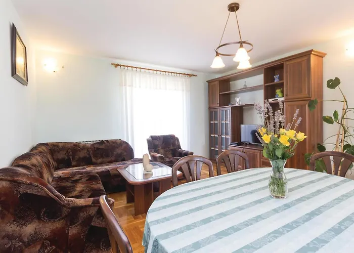 Lxix Apartman Fažana