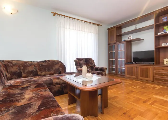 Lxix Apartman Fažana